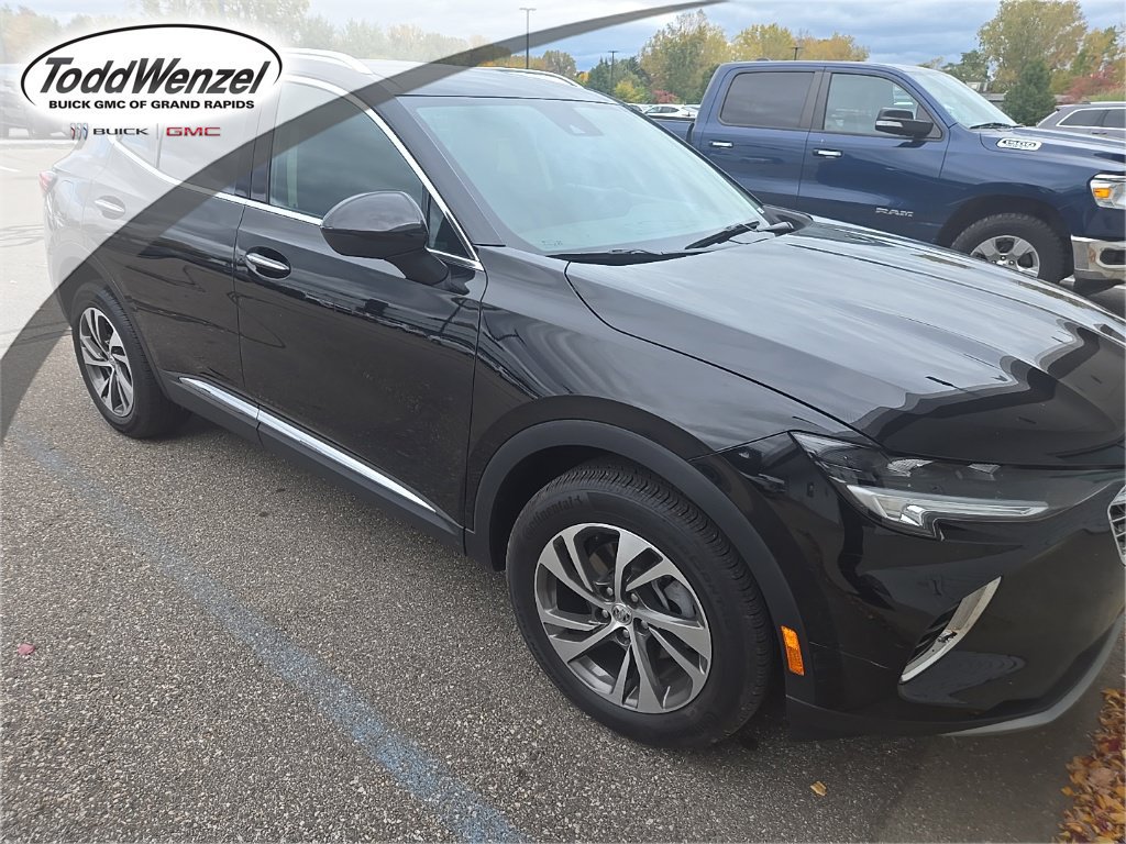 Used 2023 Buick Envision Essence AWD/4WD image 1