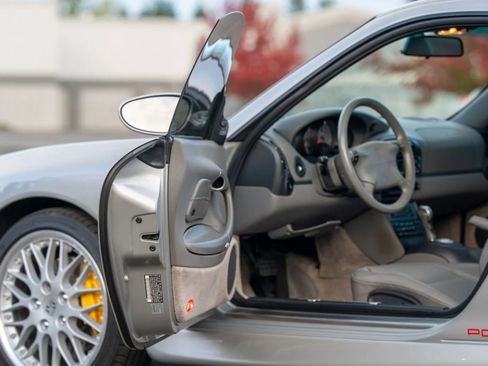 Used 1999 Porsche 911 GT3 RS image 97