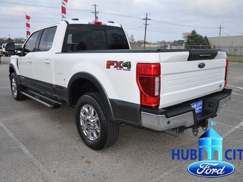 Used 2020 Ford F250 Lariat w/ Lariat Ultimate Package image 3