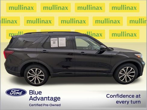 Certified 2023 Ford Explorer ST-Line w/ Class IV Trailer Tow Package image 2