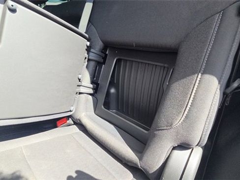 Used 2024 GMC Sierra 1500 Elevation image 22