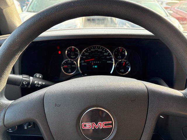 Used 2022 GMC Savana 2500 RWD image 17