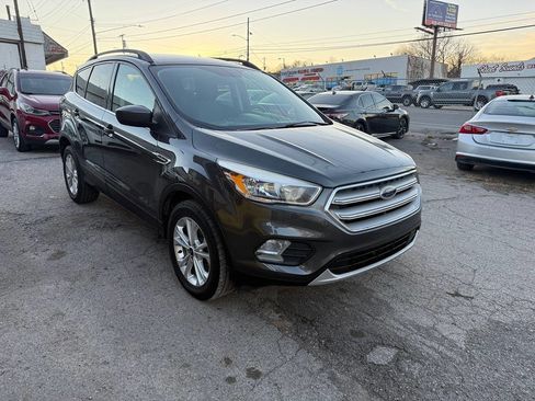 Used 2018 Ford Escape SE image 8