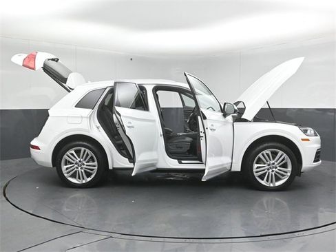 Used 2018 Audi Q5 Prestige w/ Prestige Package image 62