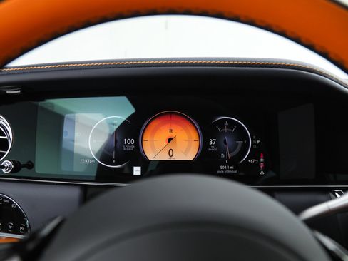 Used 2026 Rolls-Royce Cullinan image 34