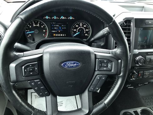 Used 2017 Ford F150 XLT w/ Equipment Group 302A Luxury image 15