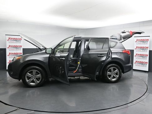 Used 2015 Toyota RAV4 XLE image 43