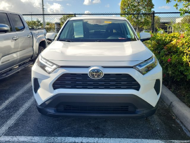 Used 2024 Toyota RAV4 LE FWD image 2