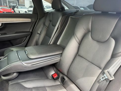 Used 2023 Volvo S90 B6 Plus AWD/4WD image 19