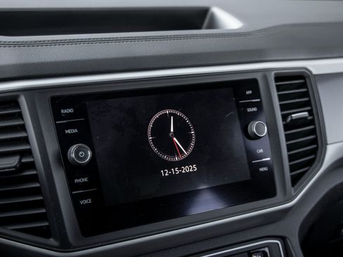 Used 2021 Volkswagen Atlas Cross Sport SE image 29