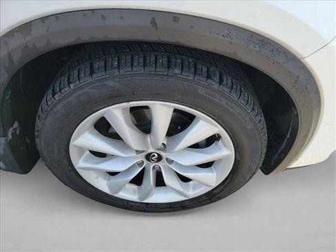 Used 2019 INFINITI QX50 Luxe w/ Cargo Package image 10