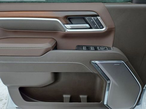 New 2025 GMC Sierra 3500 Denali w/ Technology Package image 14