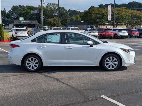 New 2026 Toyota Corolla LE image 6