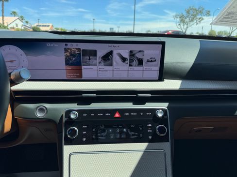 Used 2025 Genesis GV80 3.5T Prestige image 8