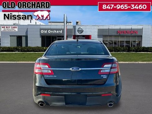 Used 2015 Ford Taurus SEL w/ Equipment Group 201A image 5