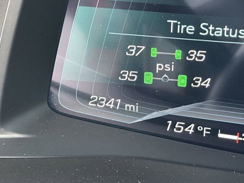 Certified 2023 Chevrolet Corvette Stingray Preferred Conv w/ 2LT image 31