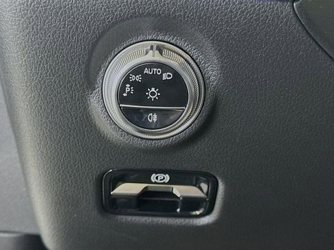 Used 2026 Mercedes-Benz C 300 4MATIC Sedan image 10