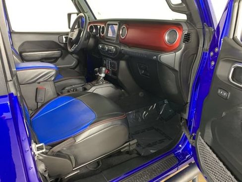 Used 2020 Jeep Wrangler Rubicon w/ LED Lighting Group AWD/4WD image 32