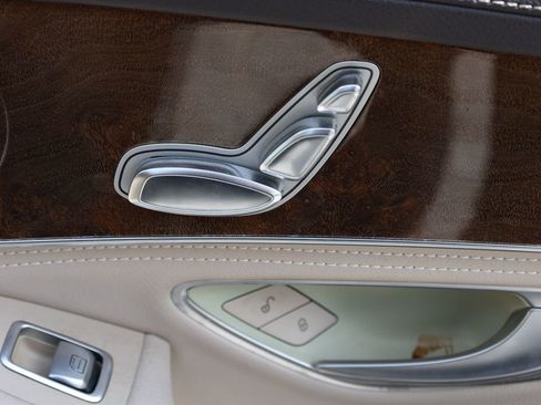 Used 2015 Mercedes-Benz C 300 Sedan image 22