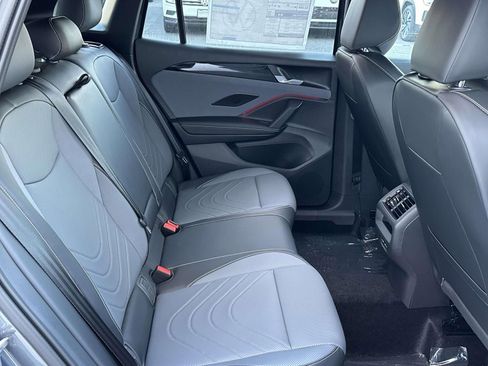 New 2026 Volkswagen Tiguan SE R-Line image 15