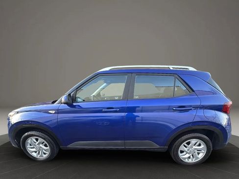 Used 2020 Hyundai Venue SEL w/ Convenience Package image 8