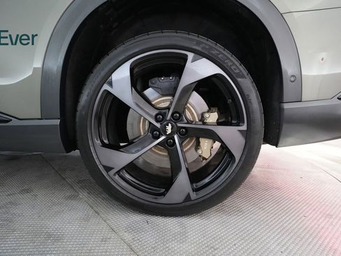 Used 2026 Lucid Gravity Dream image 9