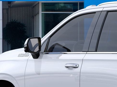New 2026 Chevrolet Tahoe High Country AWD/4WD image 12