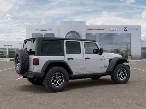 New 2026 Jeep Wrangler Unlimited Rubicon w/ Technology Group AWD/4WD image 39