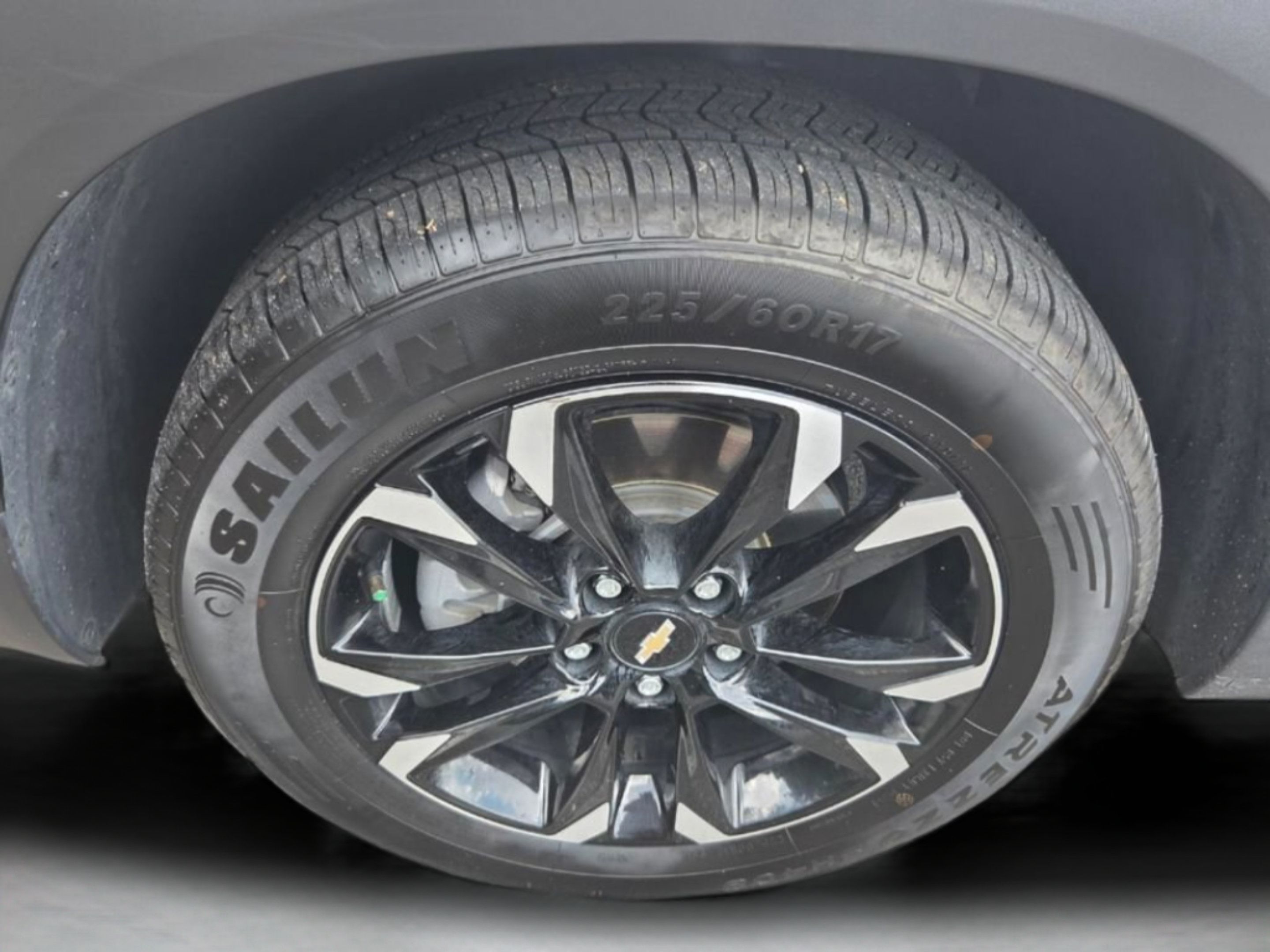 Used 2023 Chevrolet TrailBlazer LT FWD image 9