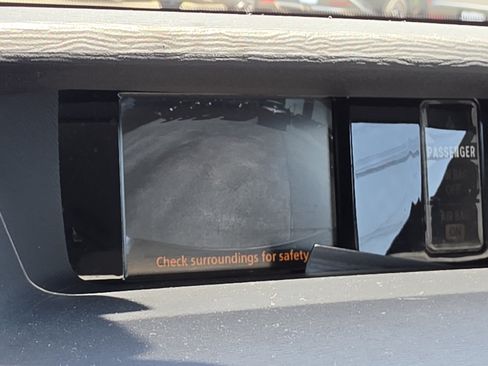 Used 2013 Toyota Sienna LE FWD image 24