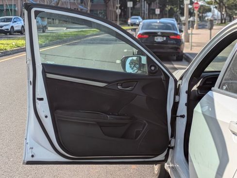 Used 2018 Honda Civic Si image 10