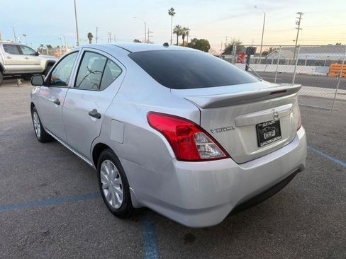 Used 2017 Nissan Versa S Plus image 5