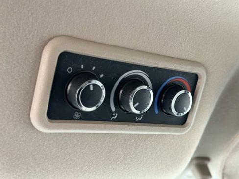 Used 2014 Chevrolet Express 3500 LT w/ LT Preferred Equipment Group image 12