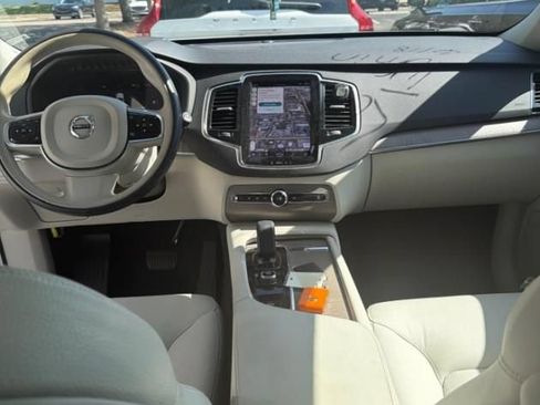 Used 2023 Volvo XC90 B5 Plus AWD/4WD image 4