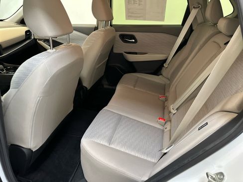 Certified 2023 Nissan Rogue SV image 18