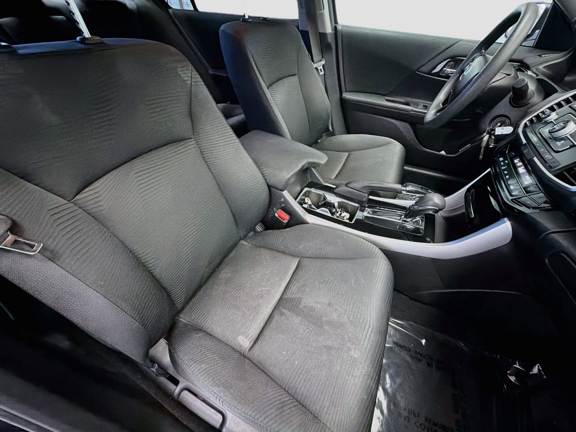 Used 2016 Honda Accord LX image 15