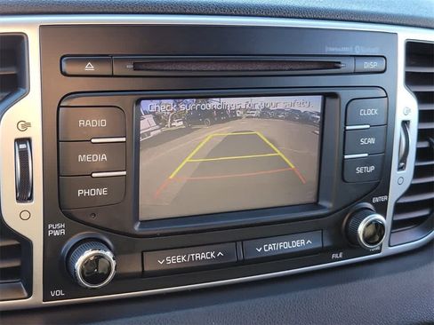 Used 2017 Kia Sportage LX image 22