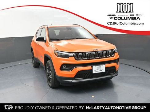 New 2026 Jeep Compass Latitude AWD/4WD image 1