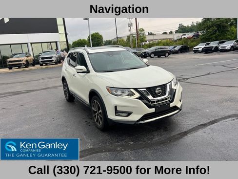 Used 2020 Nissan Rogue SL w/ Premium Package AWD/4WD image 3