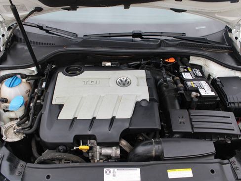 Used 2014 Volkswagen Jetta TDI FWD image 17