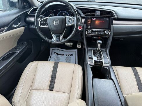 Used 2020 Honda Civic Touring image 17