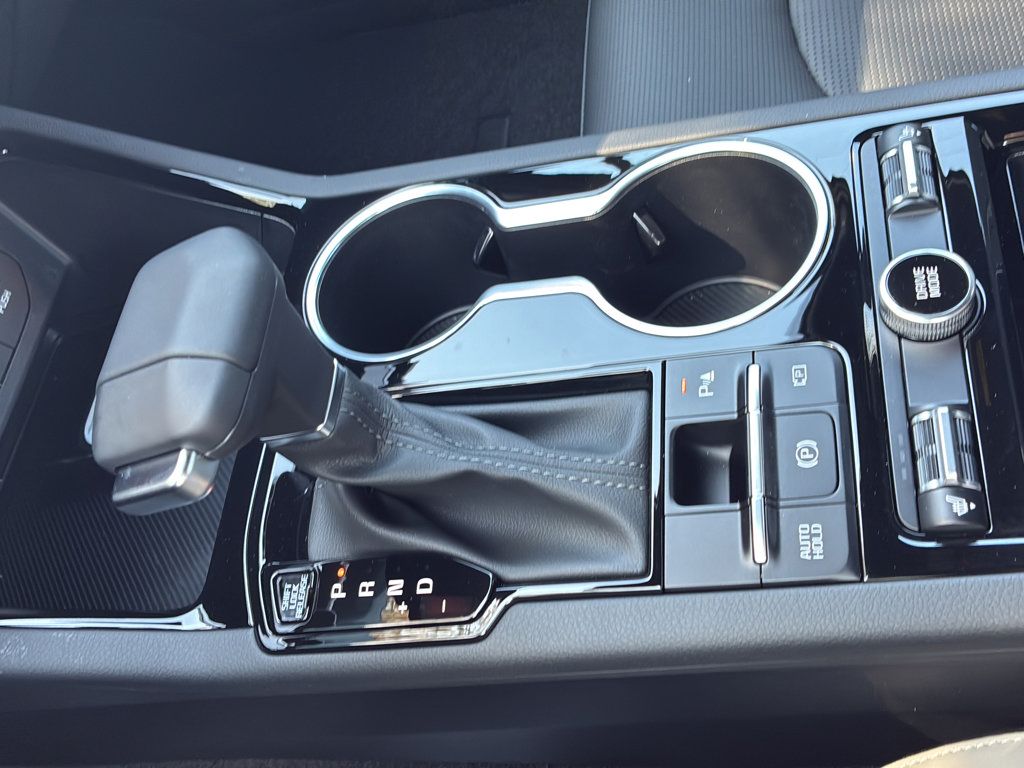 New 2026 Kia K5 GT-Line FWD image 32