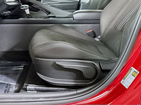 Certified 2023 Hyundai Elantra SEL w/ Convenience Package image 24