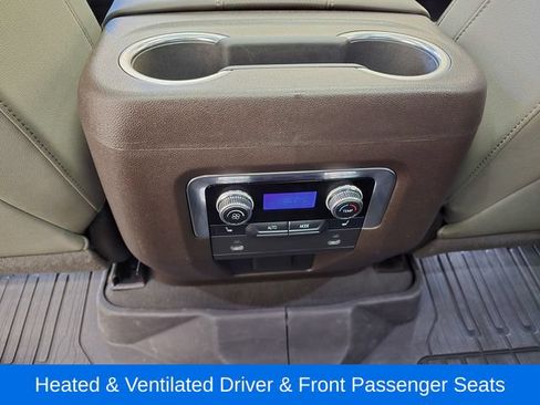 Used 2022 GMC Yukon SLT w/ SLT Luxury Package AWD/4WD image 35