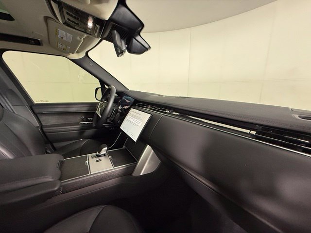 Certified 2025 Land Rover Range Rover Long Wheelbase SE AWD/4WD image 32