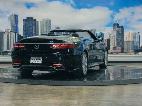 Used 2019 Mercedes-Benz S 560 Cabriolet image 9