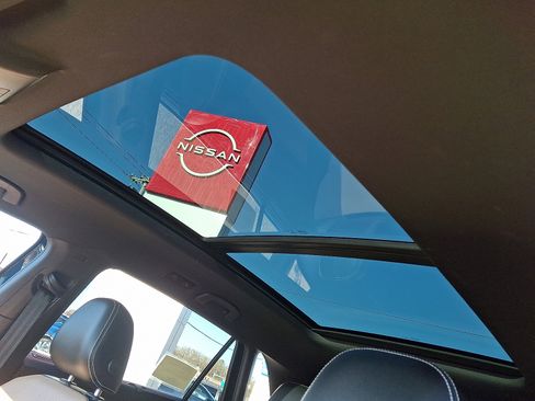 Used 2022 Volkswagen Atlas Cross Sport SEL Premium R-Line image 16