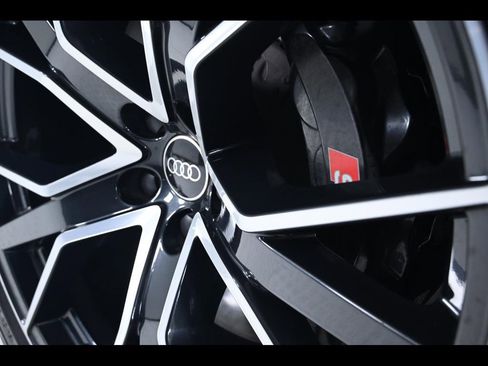 Used 2022 Audi SQ8 Prestige image 28