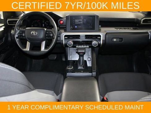 Used 2024 Toyota Tacoma TRD Off-Road AWD/4WD image 15