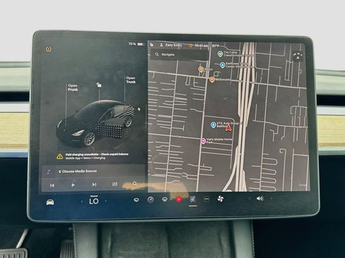 Used 2023 Tesla Model 3 Standard Range RWD image 9
